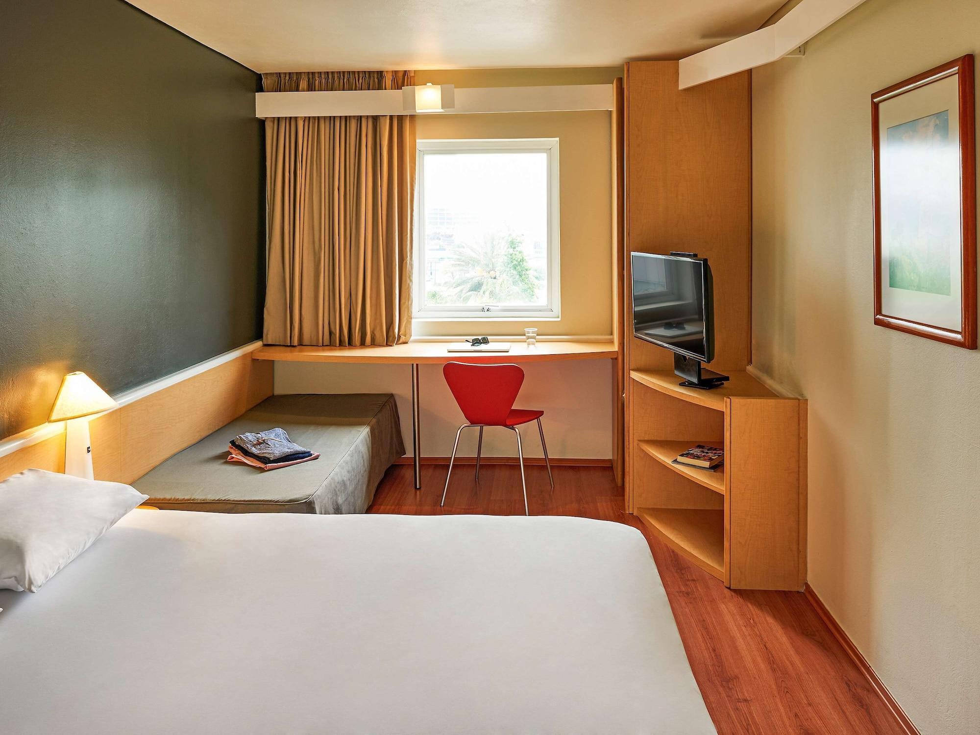 Ibis Monterrey Valle San Pedro Garza Garcia Exteriér fotografie