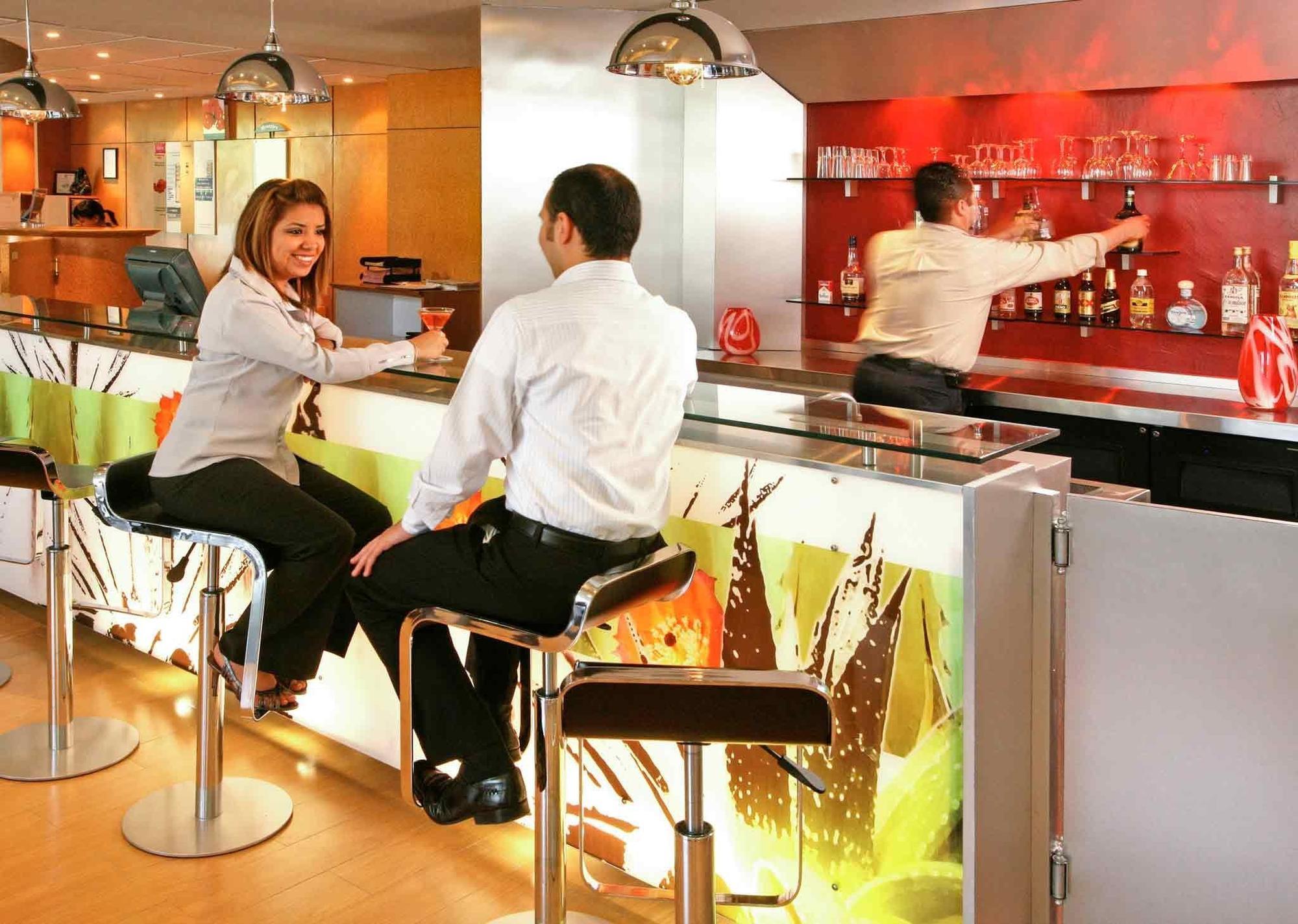 Ibis Monterrey Valle San Pedro Garza Garcia Exteriér fotografie